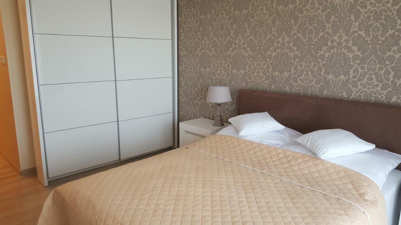 Wroclaw Apartamenty Kepa Mieszczanska Экстерьер фото