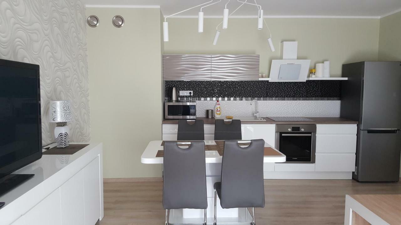Wroclaw Apartamenty Kepa Mieszczanska Экстерьер фото